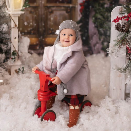 Szary płaszczyk dla dziewczynki.png