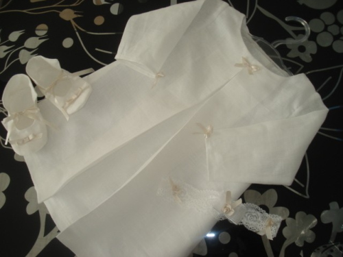 bawełniana sukienka dla dziewczynki z kontrafałdą.png