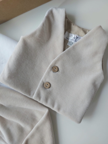 welurowa kamizelka dla chłopca light camel.jpg